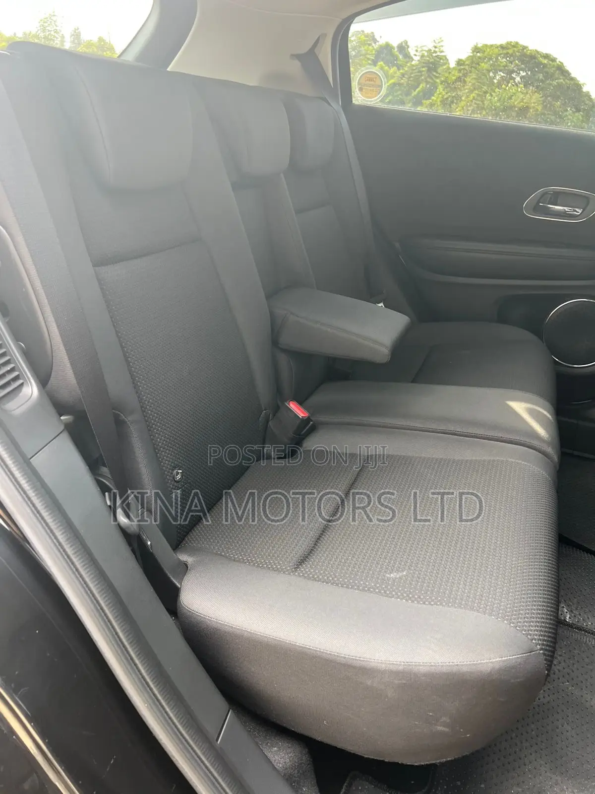 Honda Vezel 1.5 Hybrid 4WD 2018 Black