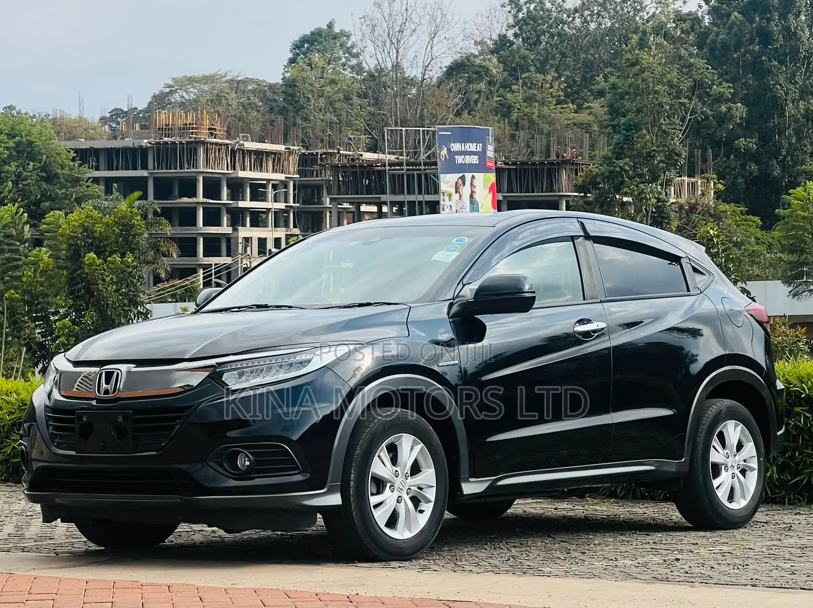 Honda Vezel 1.5 Hybrid 4WD 2018 Black