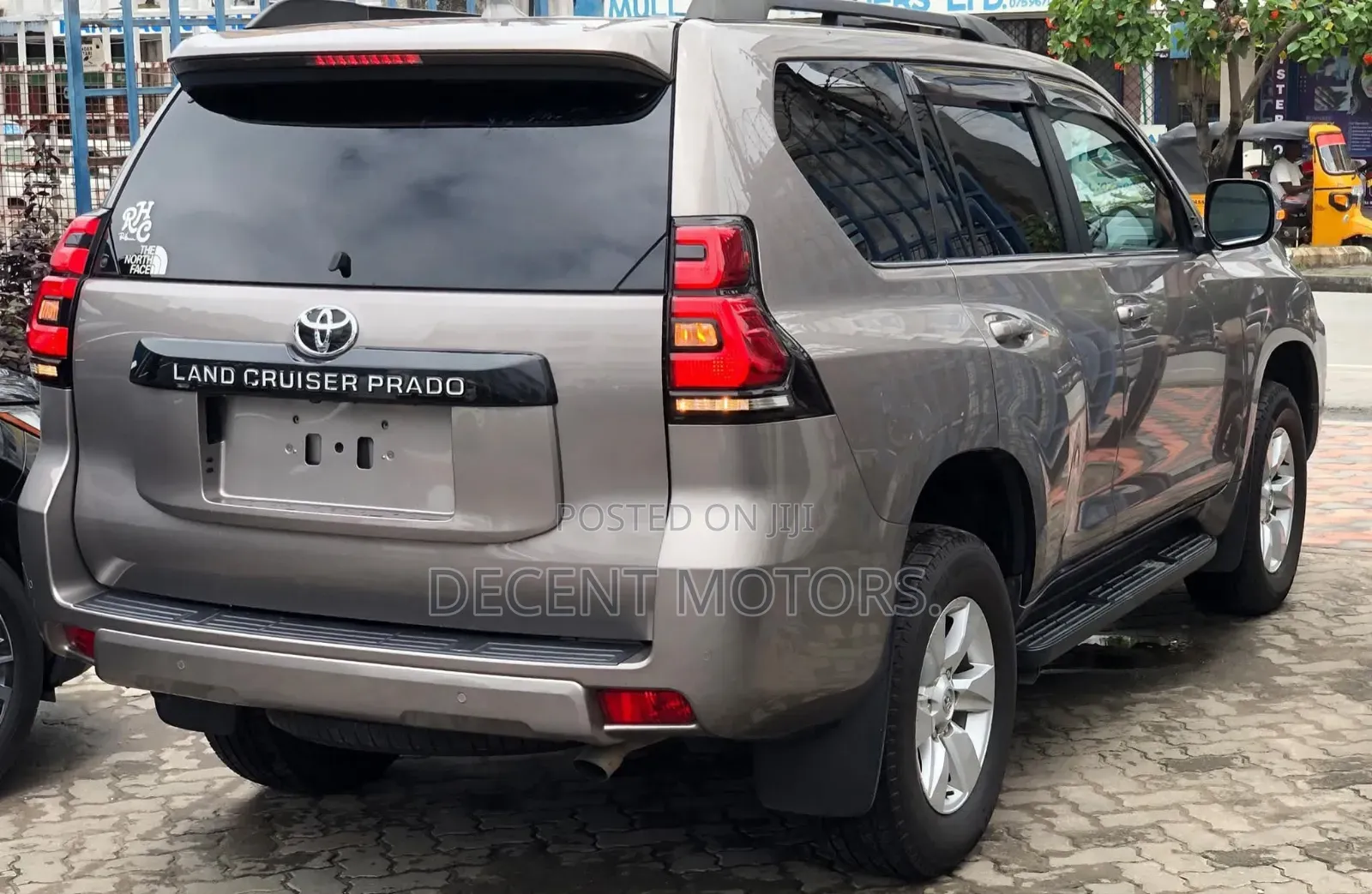 Toyota Land Cruiser Prado 2.8 2019 Brown