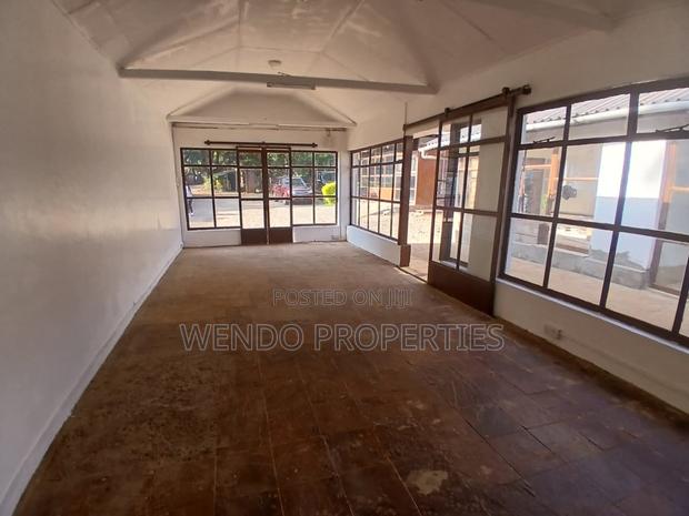 Offices to Let - thumbnail 12