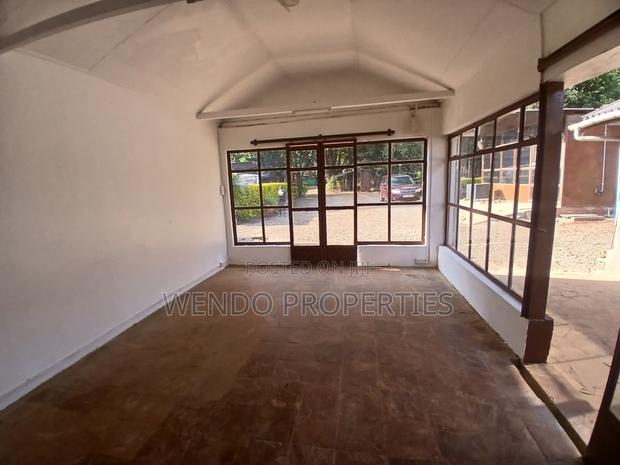 Offices to Let - thumbnail 13