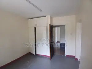 7 Bedroom Commercial House