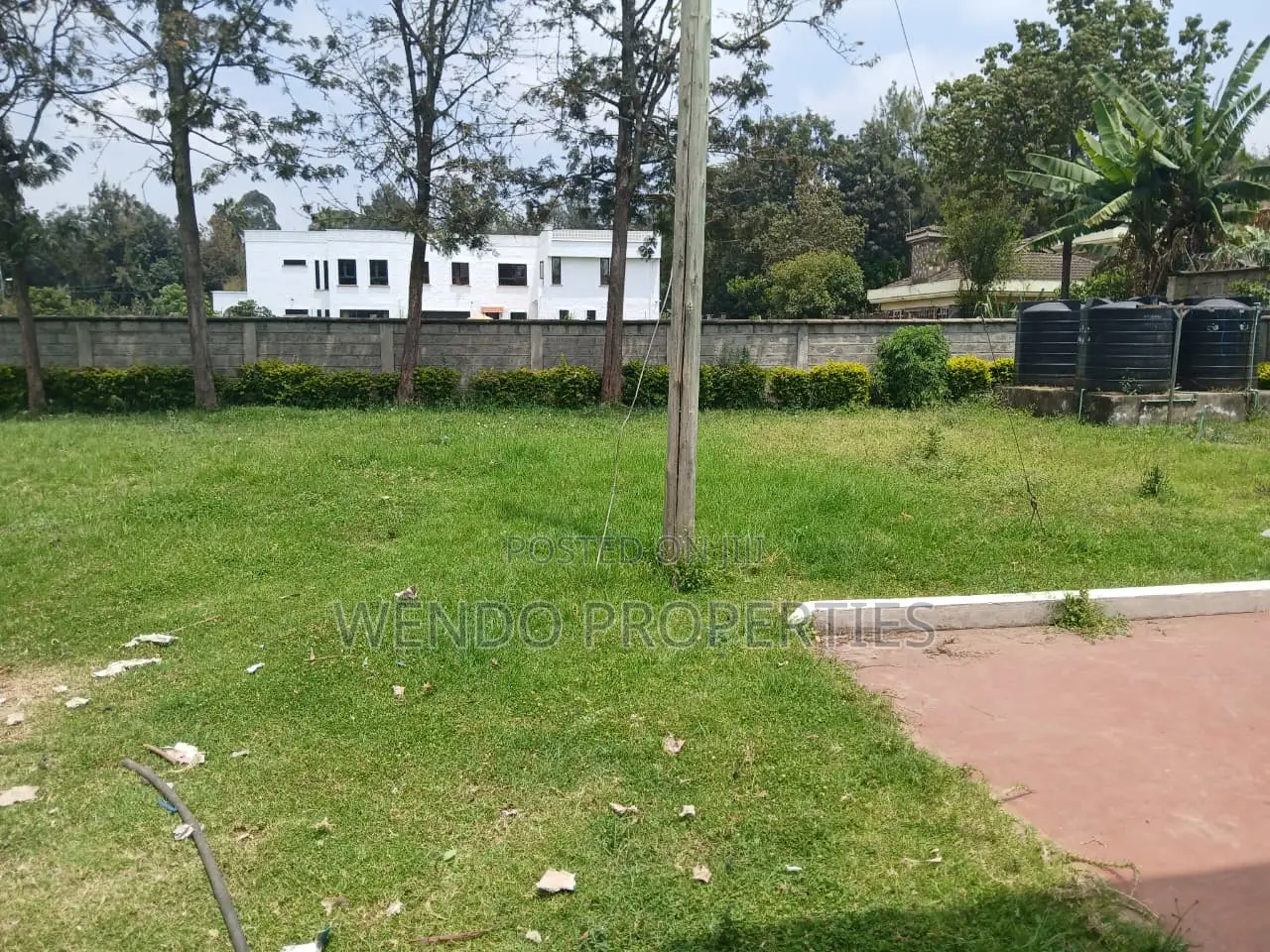 7 Bedroom Commercial House