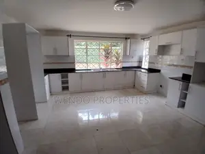 5 Bedroom Commercial House