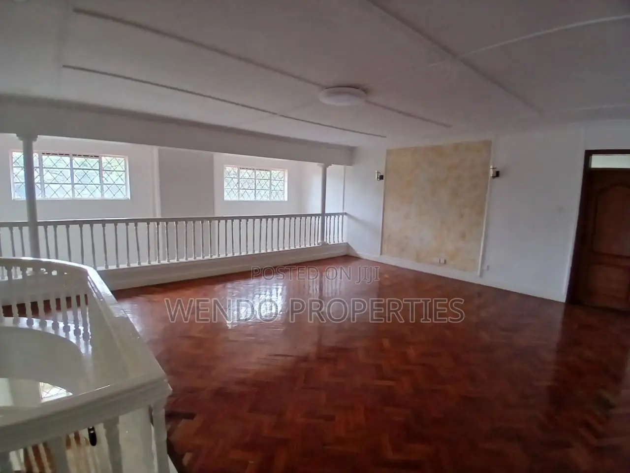 5 Bedroom Commercial House