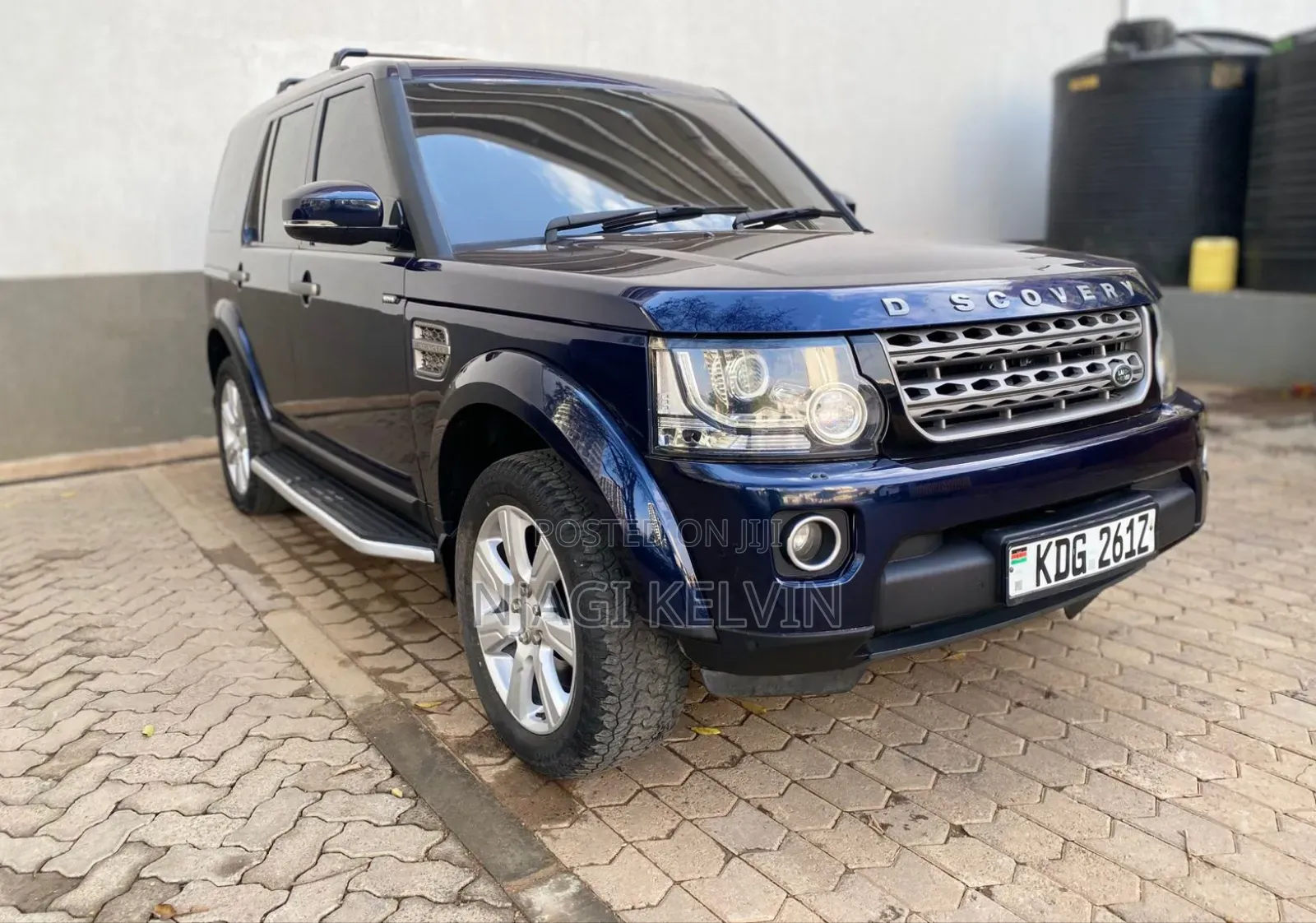 Land Rover Discovery 2015 Blue