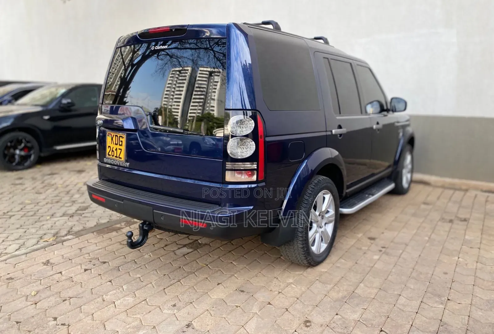 Land Rover Discovery 2015 Blue