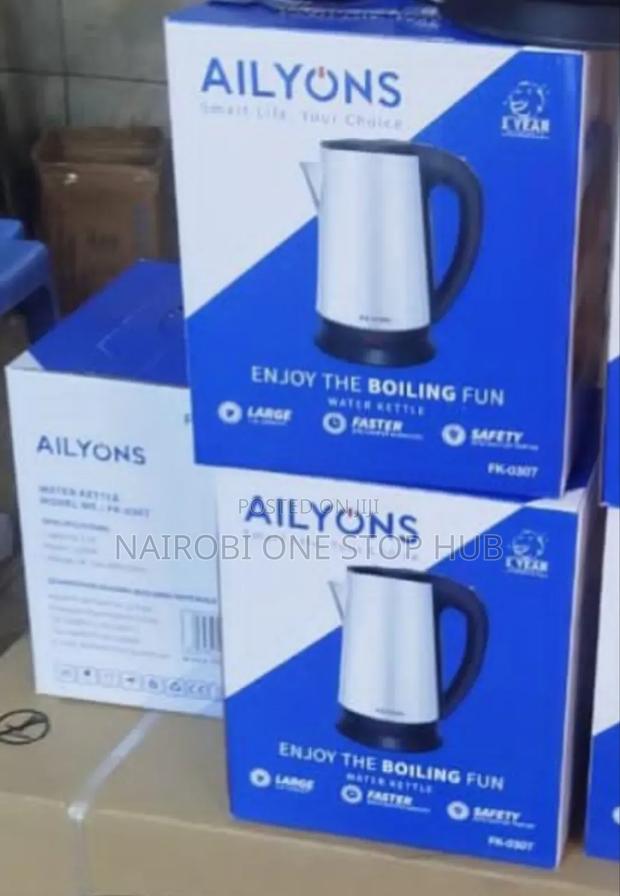 Ailyons 2.2 L Electric Kettle