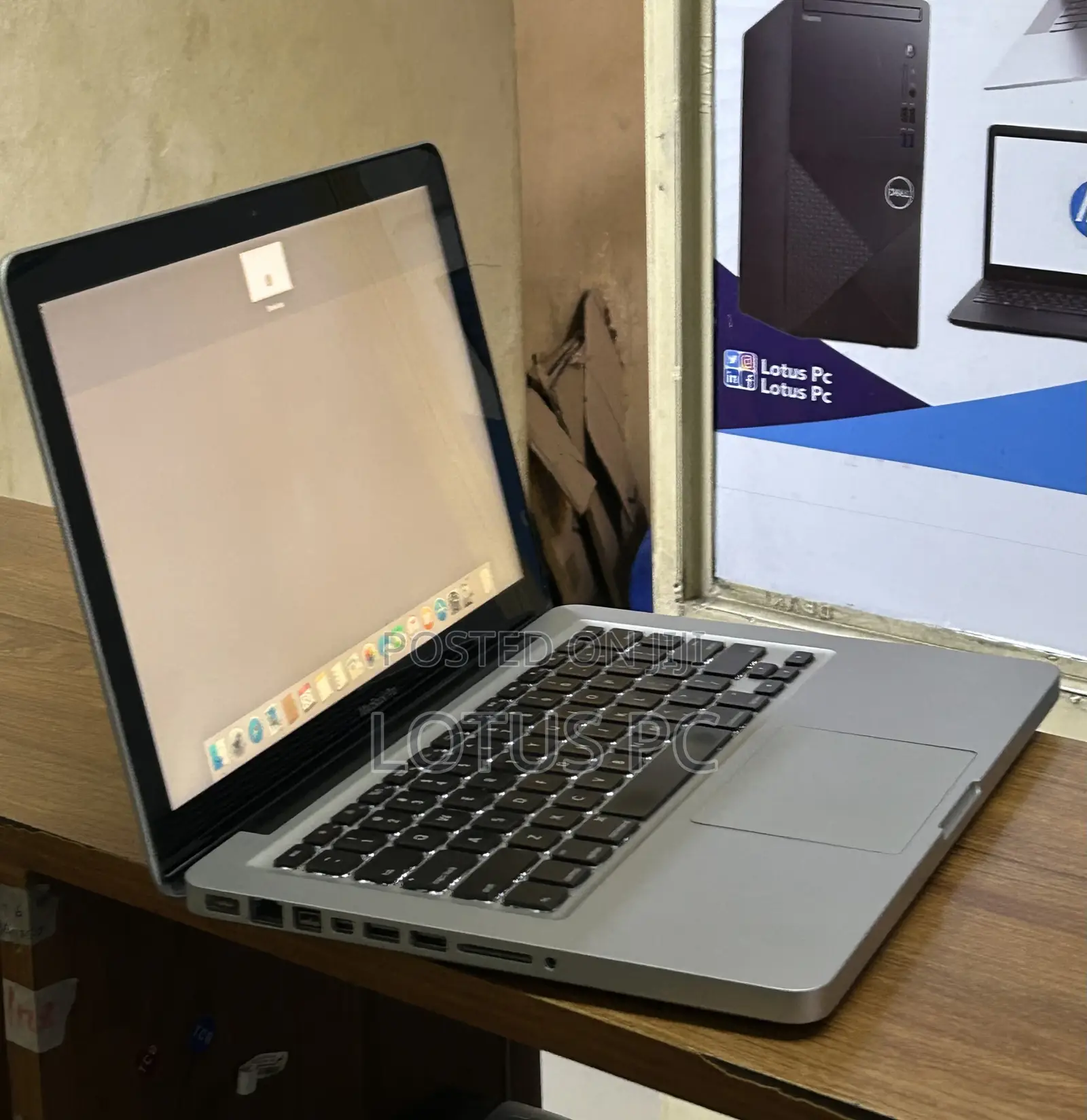 Laptop Apple MacBook Pro 8GB Intel Core I5 SSD 256GB