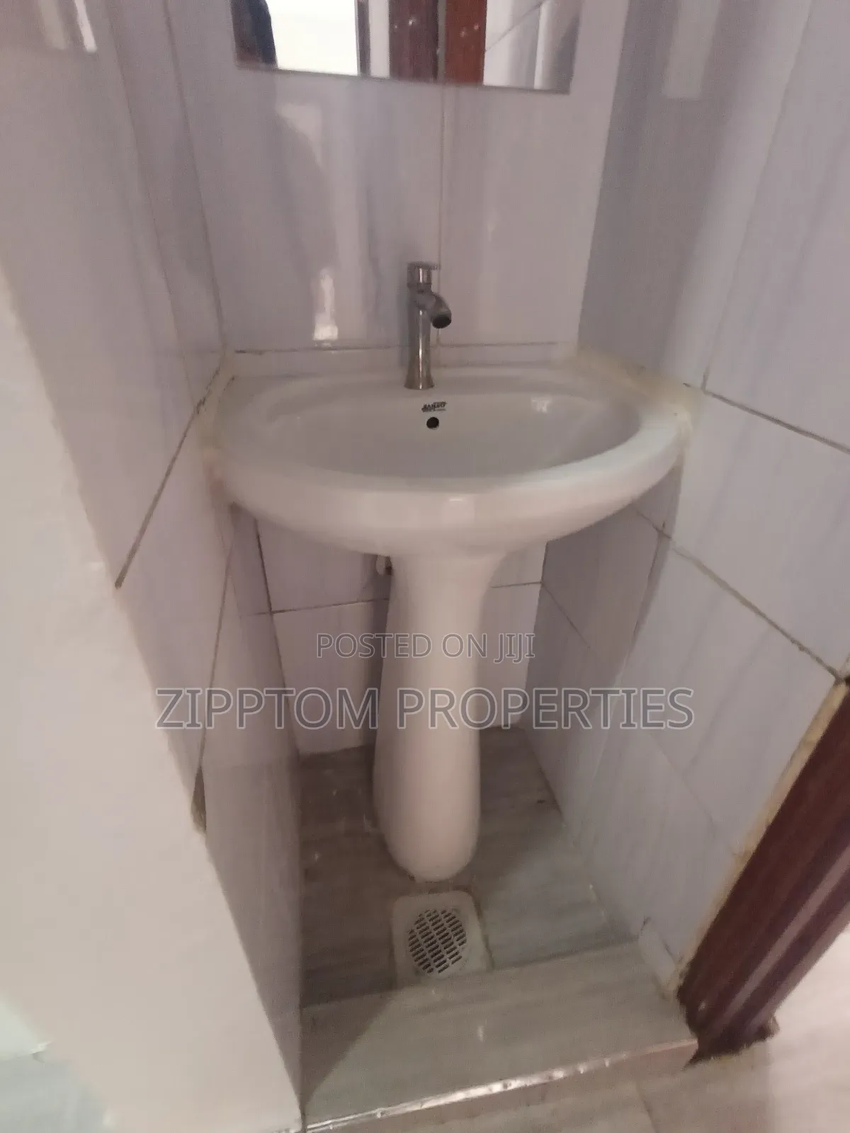 2bdrm Apartment in Mbagathi Way for rent