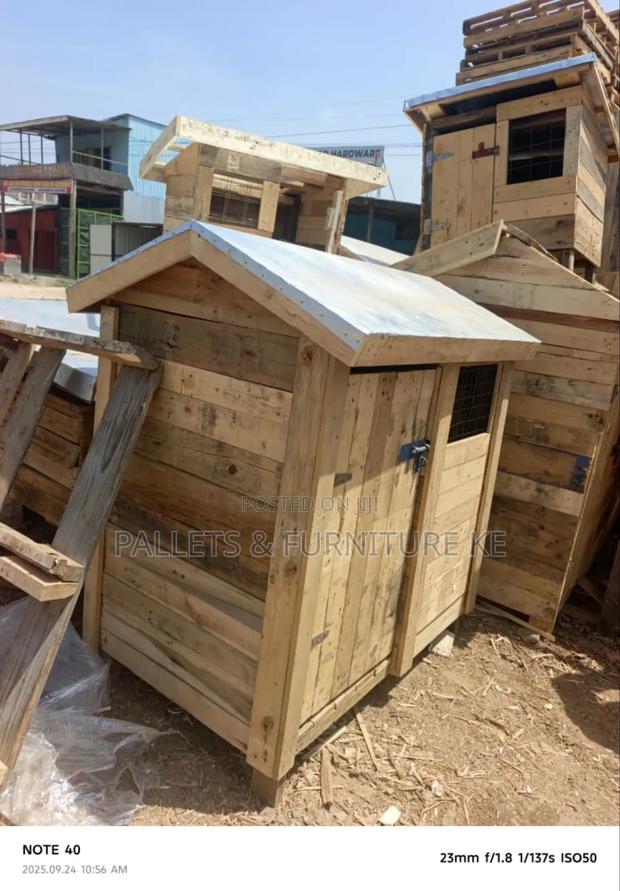 Strong Hold Kennel - main view