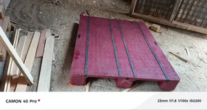 Max-strength Plastic Pallet