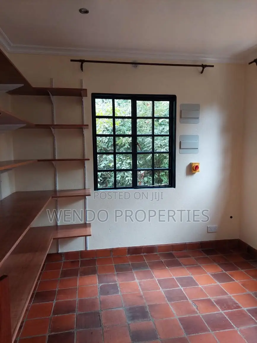 2bdrm Bungalow in Hardy for rent