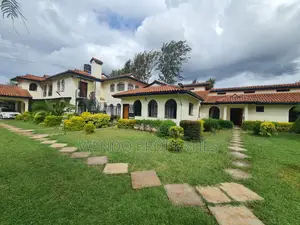 2bdrm Apartment in Karen C for rent