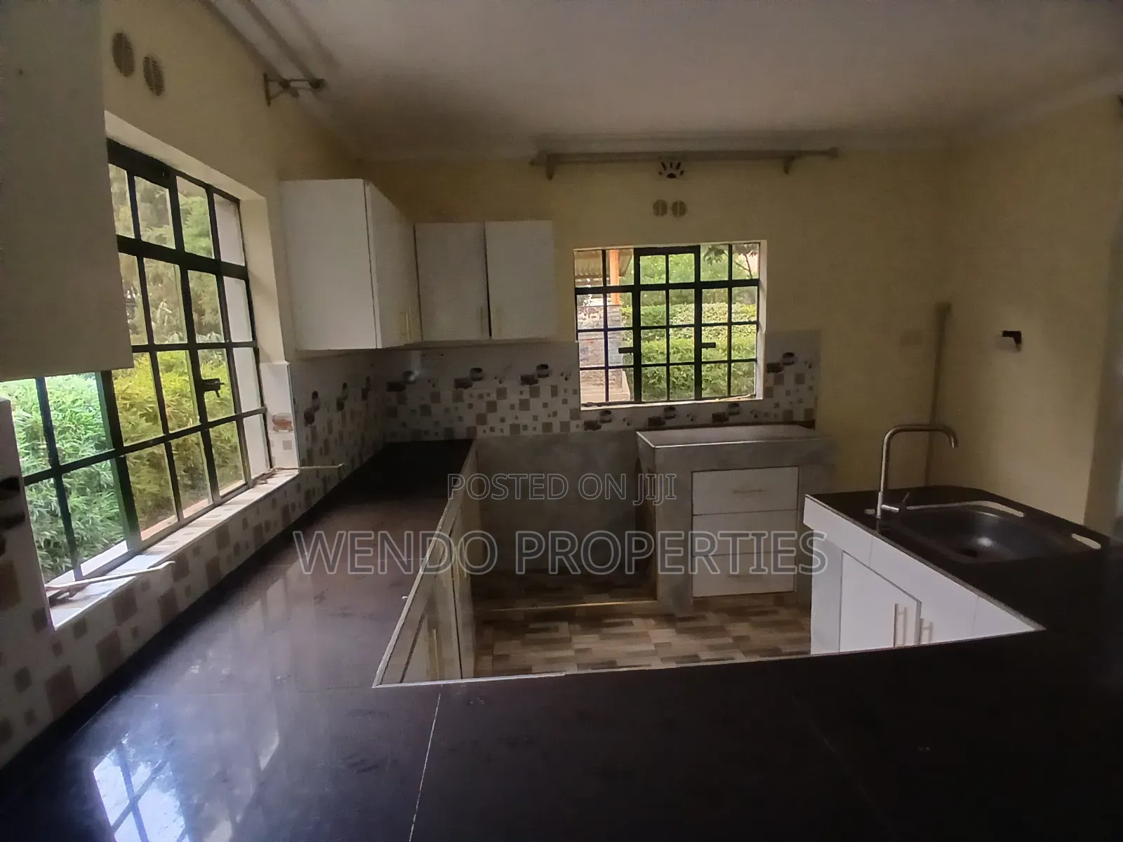 2bdrm Bungalow in Karen for rent