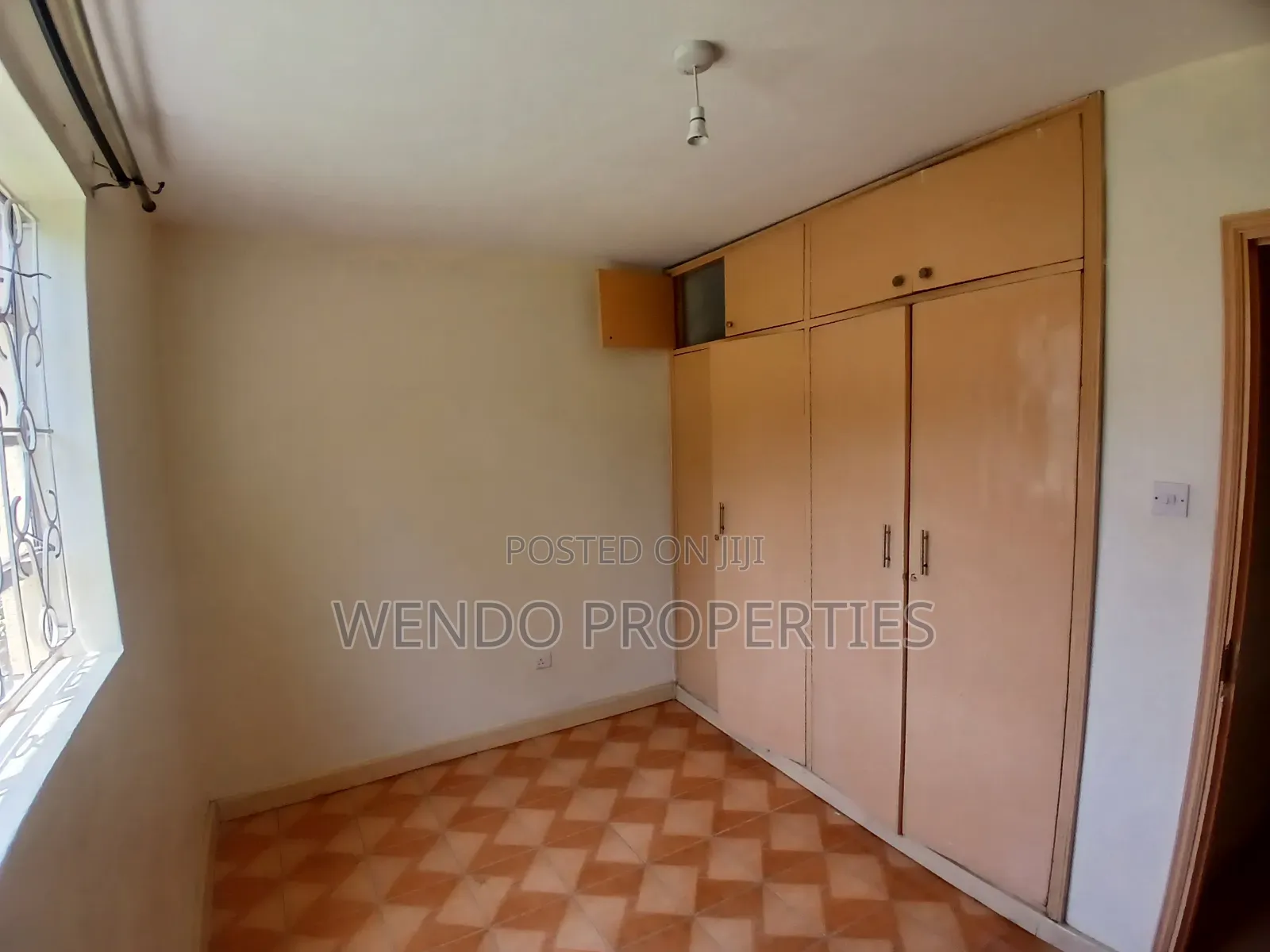 2bdrm Chalet in Karen for rent