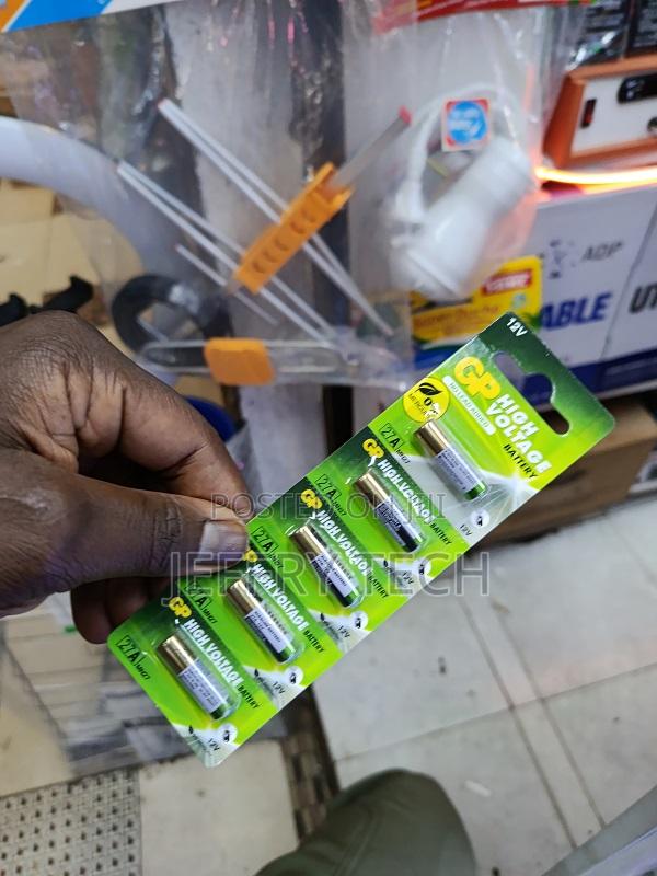 Gp High Voltage Battery 12v 27a - thumbnail 3