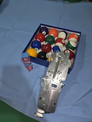 Accessories for Pool Tables, Balls Set, Machine 3 Chalks Pool Meter