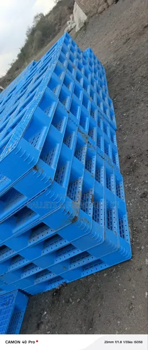 Titan Heavy Plastic Pallet
#566