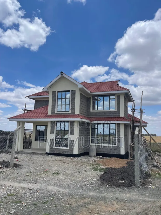 4bdrm Maisonette in Almond Kiserian for sale