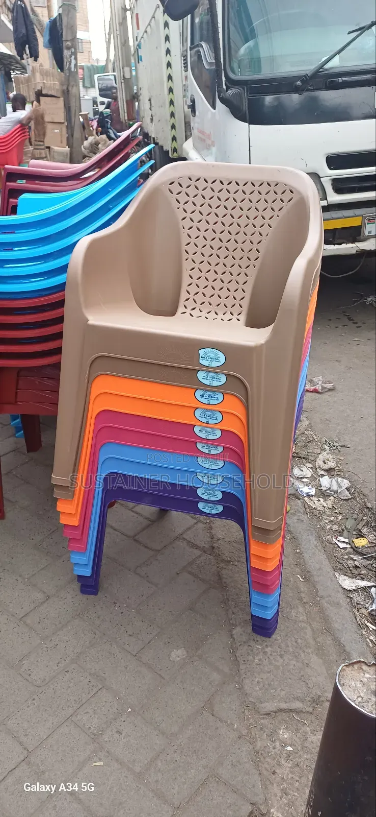 Purple Skyplast Plastic Chairs, Chairs With Armrest