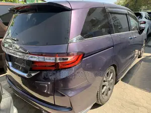 Honda Odyssey 2.4 Absolute 2WD 2018 Maroon