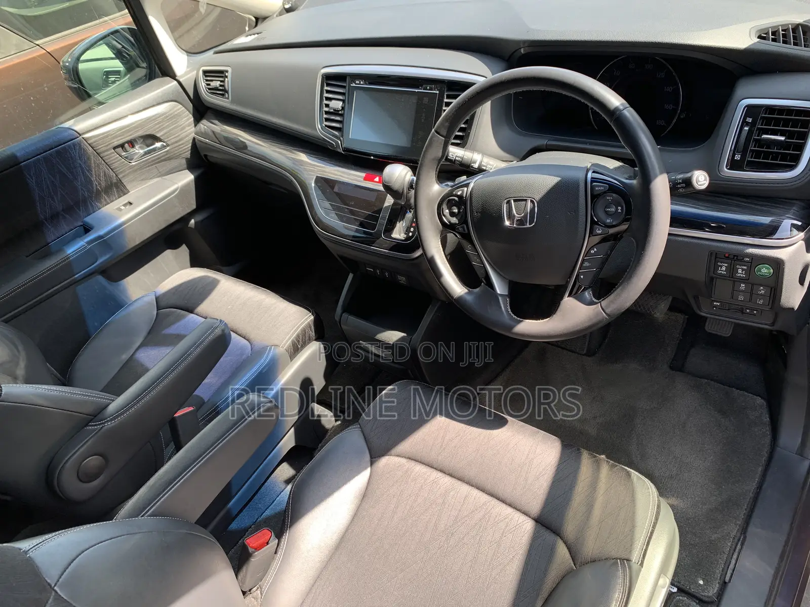Honda Odyssey 2.4 Absolute 2WD 2018 Maroon
