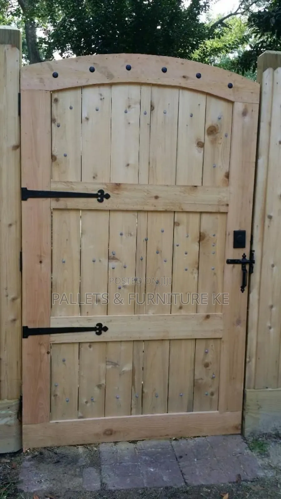 Pallet Wood Doors & Gates