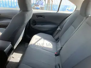 Toyota Corolla LE Eco (1.8L 4cyl 2A) 2018 Gray