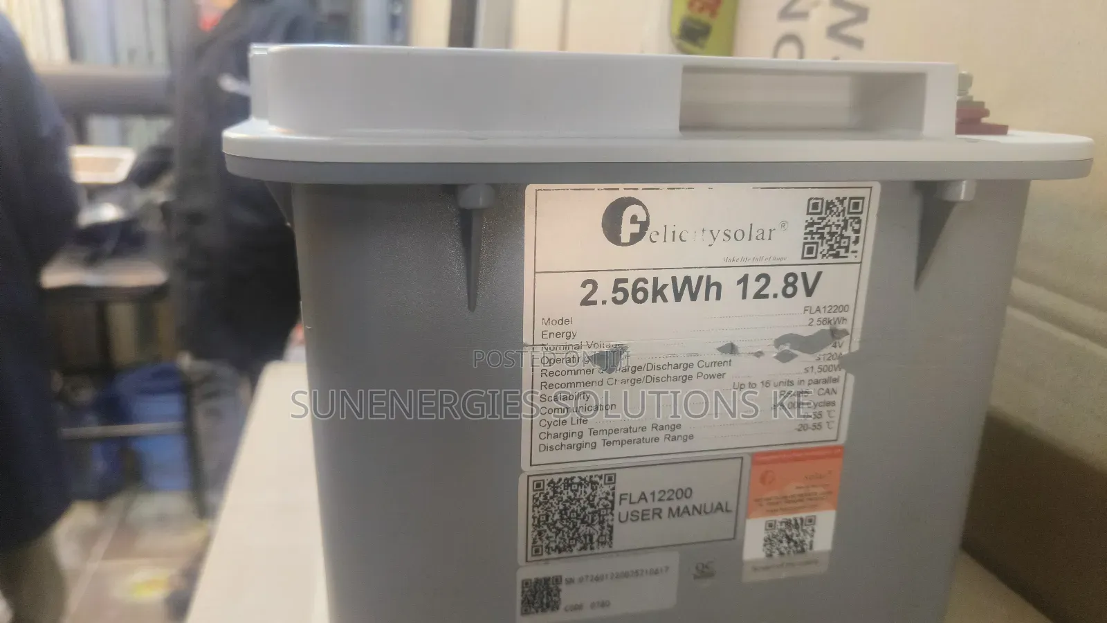 2.56kw 12.8v Felicity Lithium Battery