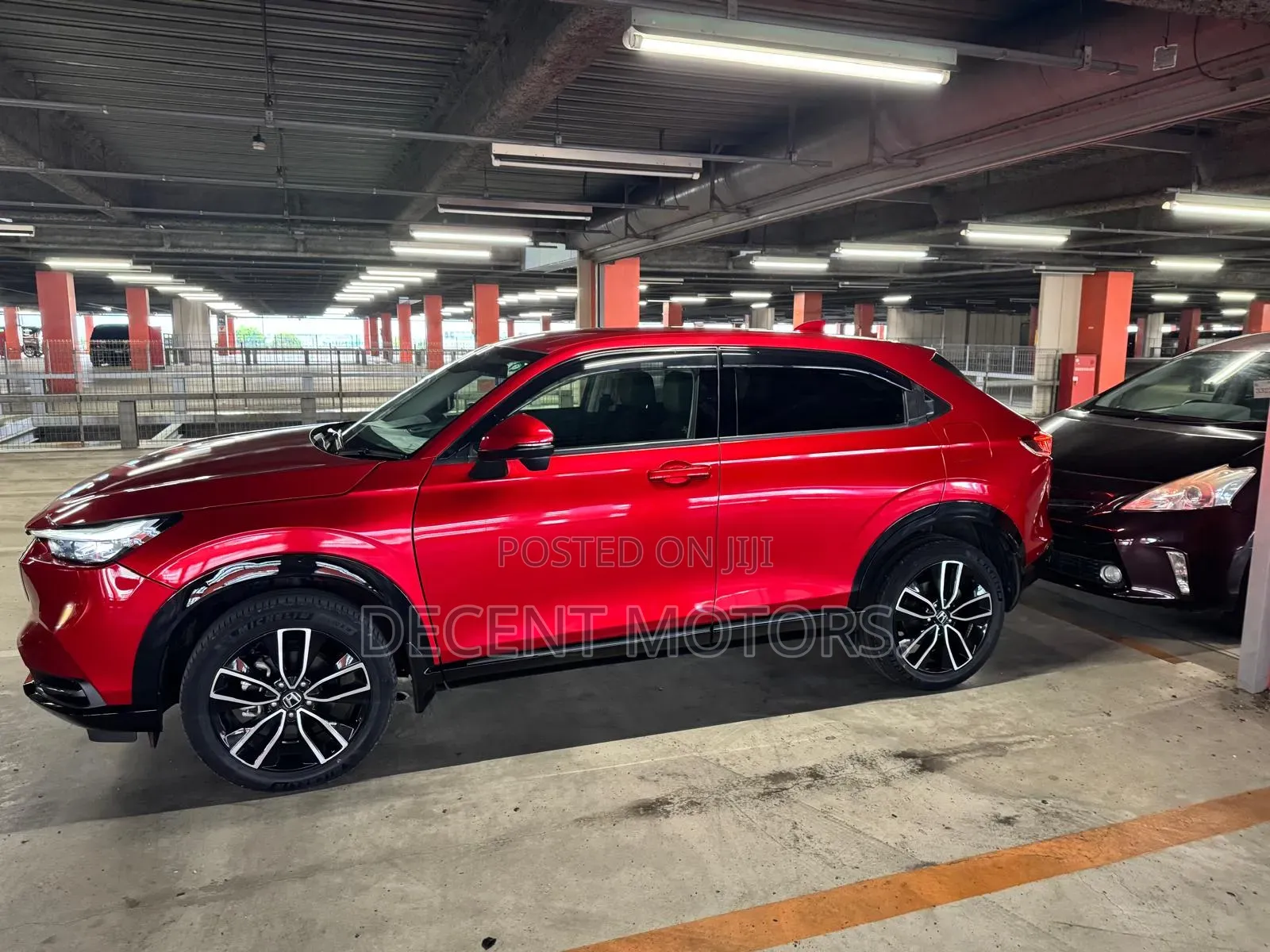 Honda Vezel 1.5 Hybrid 4WD 2021 Red