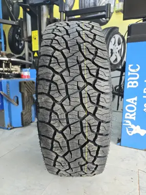 265/65r17 Kumho  All Terrain Tire