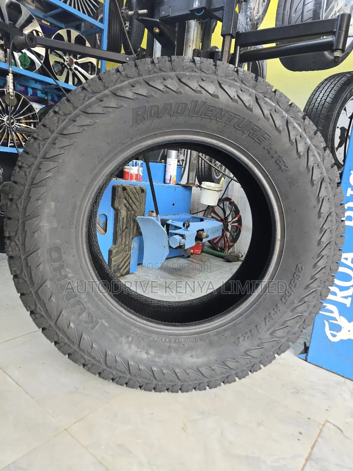 265/65r17 Kumho  All Terrain Tire