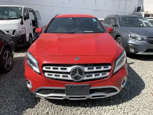 Mercedes-Benz GLA-Class 2018 Red