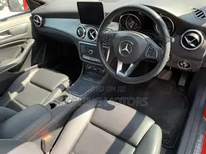 Mercedes-Benz GLA-Class 2018 Red