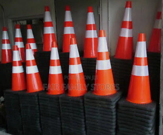 Top Quality Road Traffic Cones - thumbnail 2
