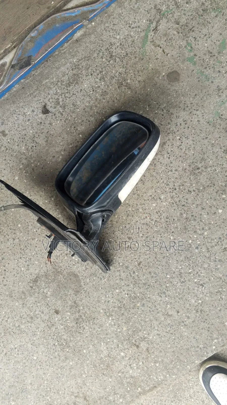 Toyota Vista Sidemirror