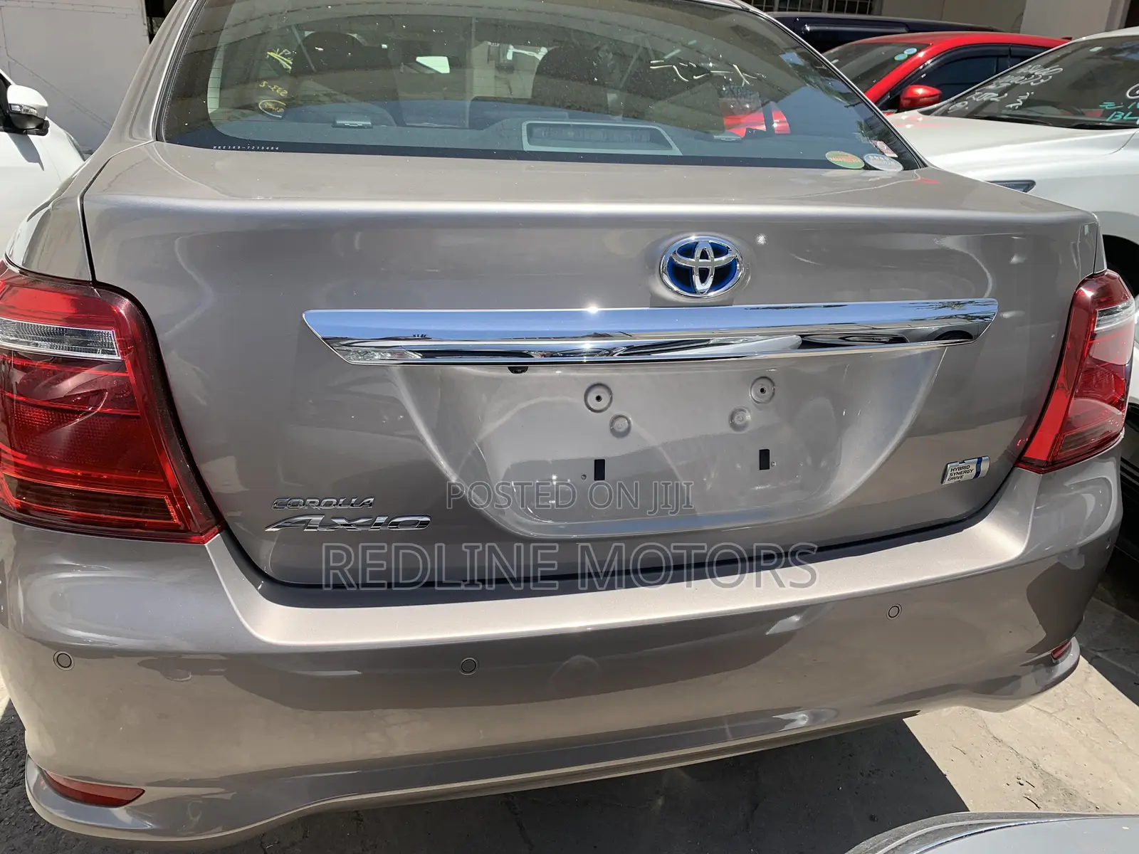 Toyota Axio 1.5 Hybrid 2WD 2018 Ivory