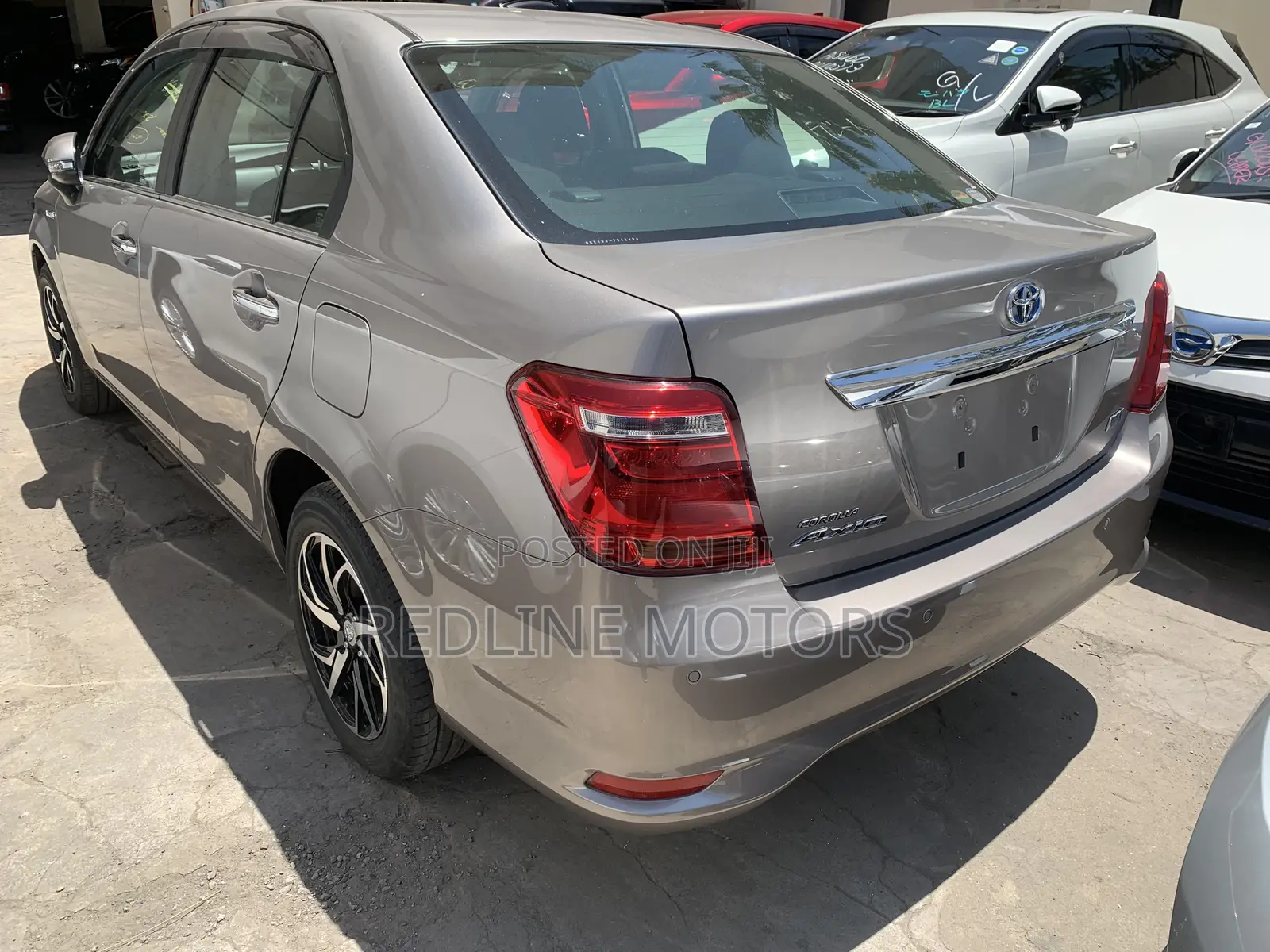 Toyota Axio 1.5 Hybrid 2WD 2018 Ivory