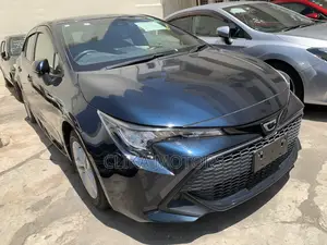 Toyota Corolla LE (1.8L 4cyl 2A) 2018 Blue