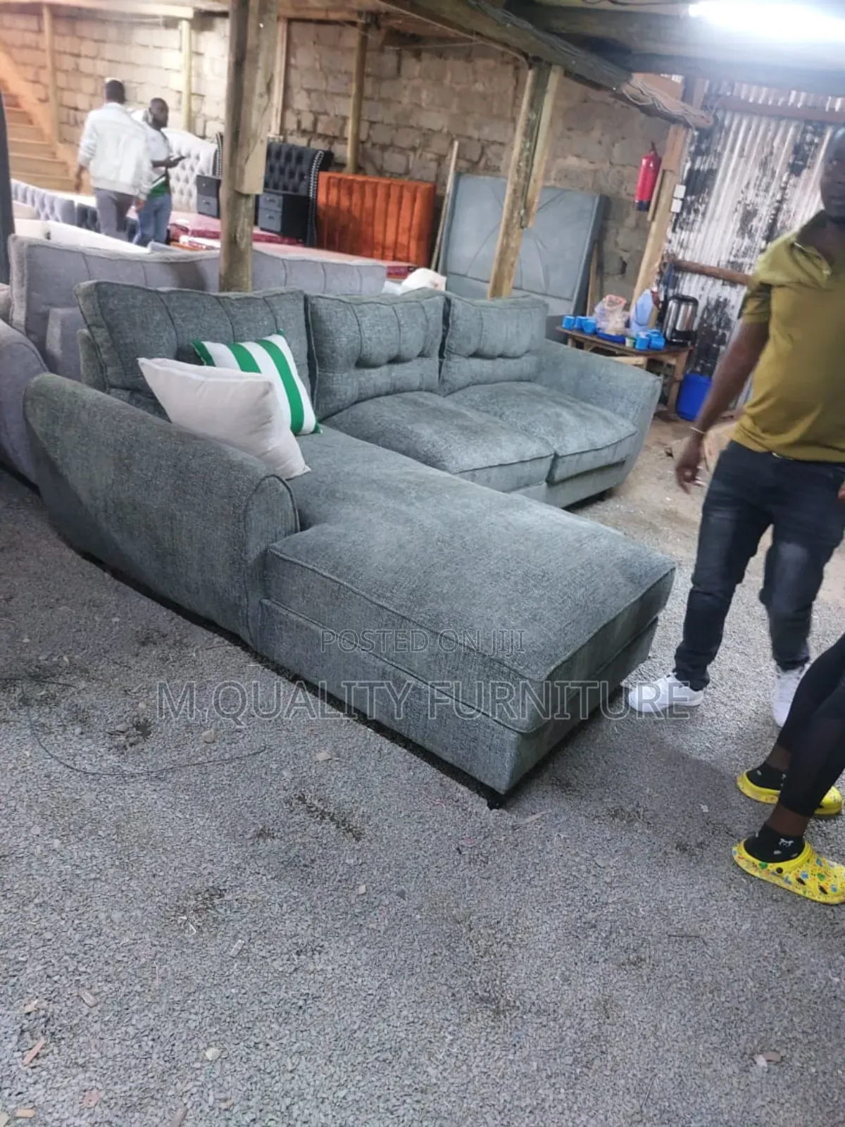 Modern Tufted Fabric Sofas