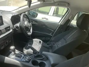 Mazda Axela 2018 White