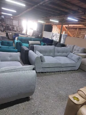 Colour-5 Seater Indoor Seat