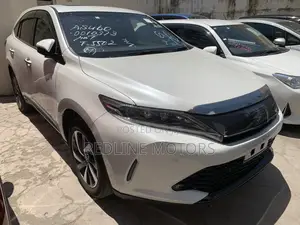 Toyota Harrier 2.0 4WD 2018 Off white