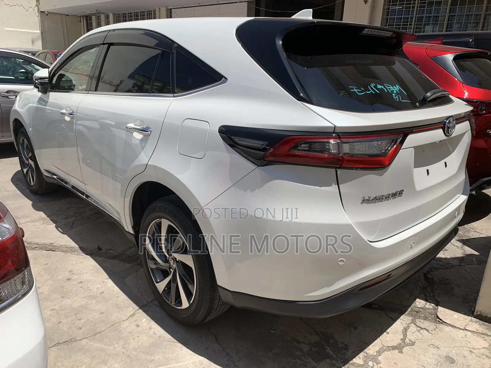 Toyota Harrier 2.0 4WD 2018 Off white