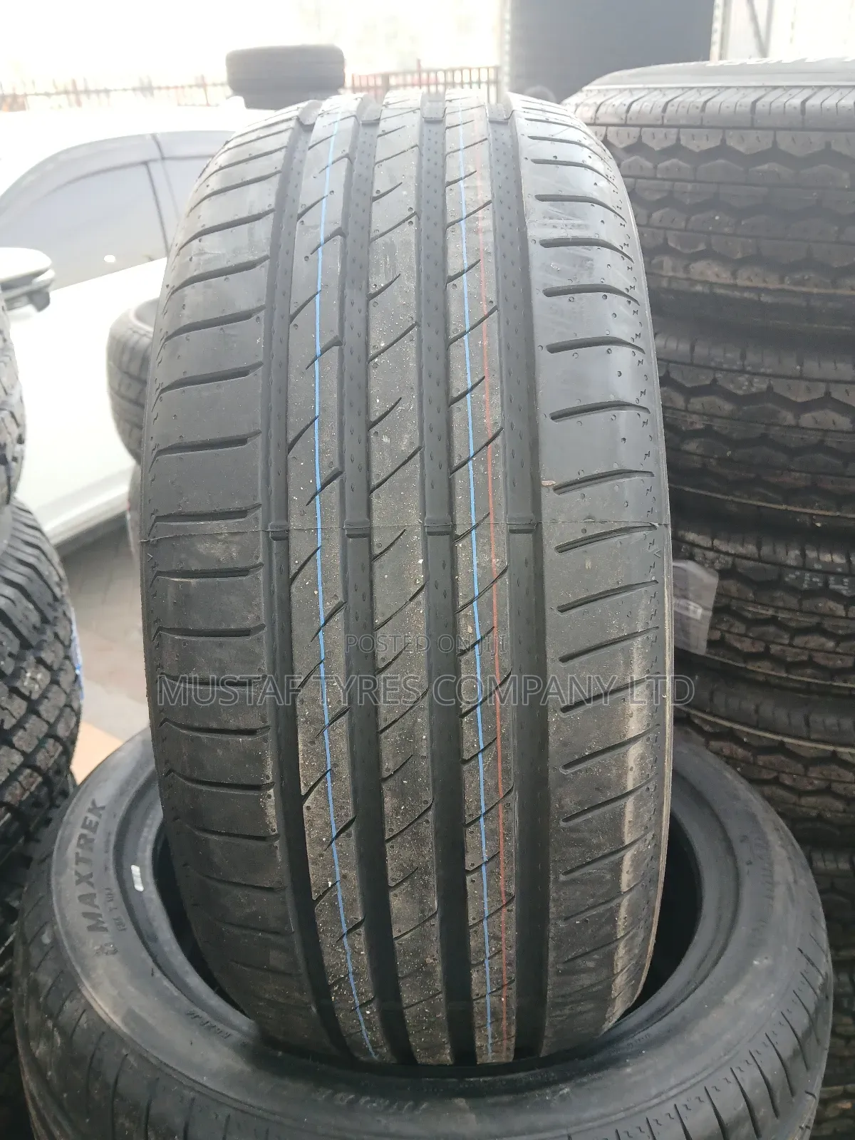 Maxtarek 225/45r17
