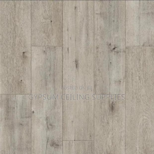 Laminate Flooring 12mm - thumbnail 2