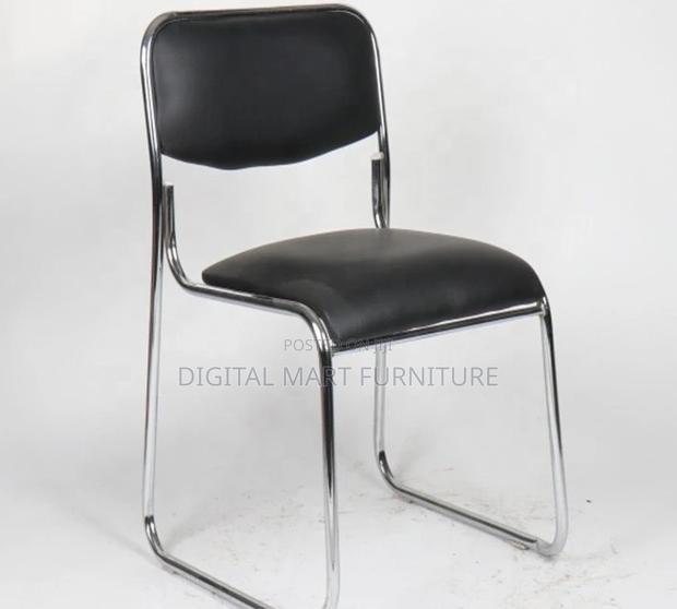 Office Chair: Black Afrier Good Office Chair - main view
