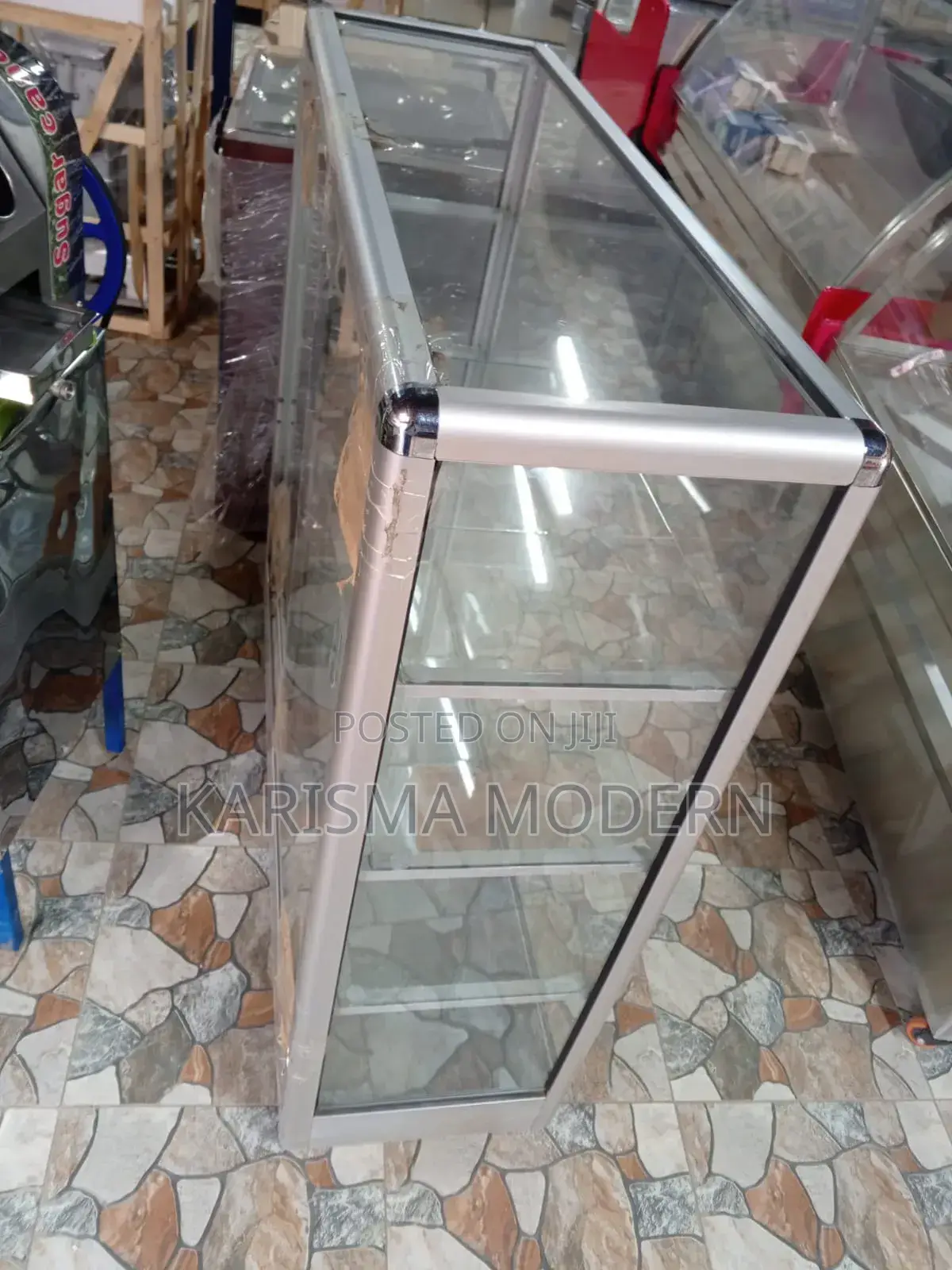 Display Professional Aluminium Glass Display