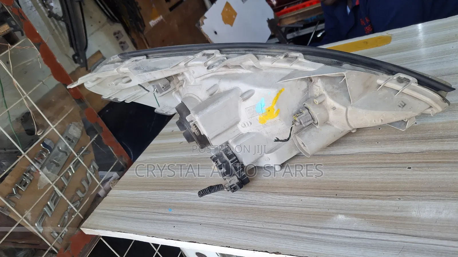 Allion 2005 Headlight